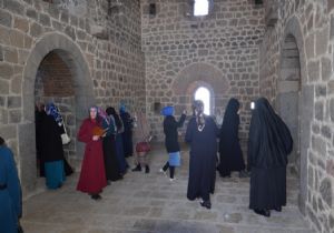 Kuran Kurs'u öğrencilerine kent turu ödülü